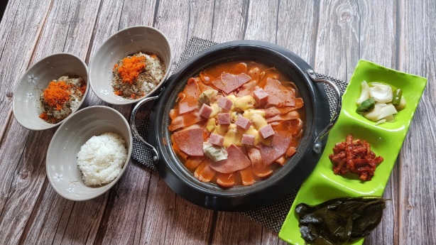 부대찌개