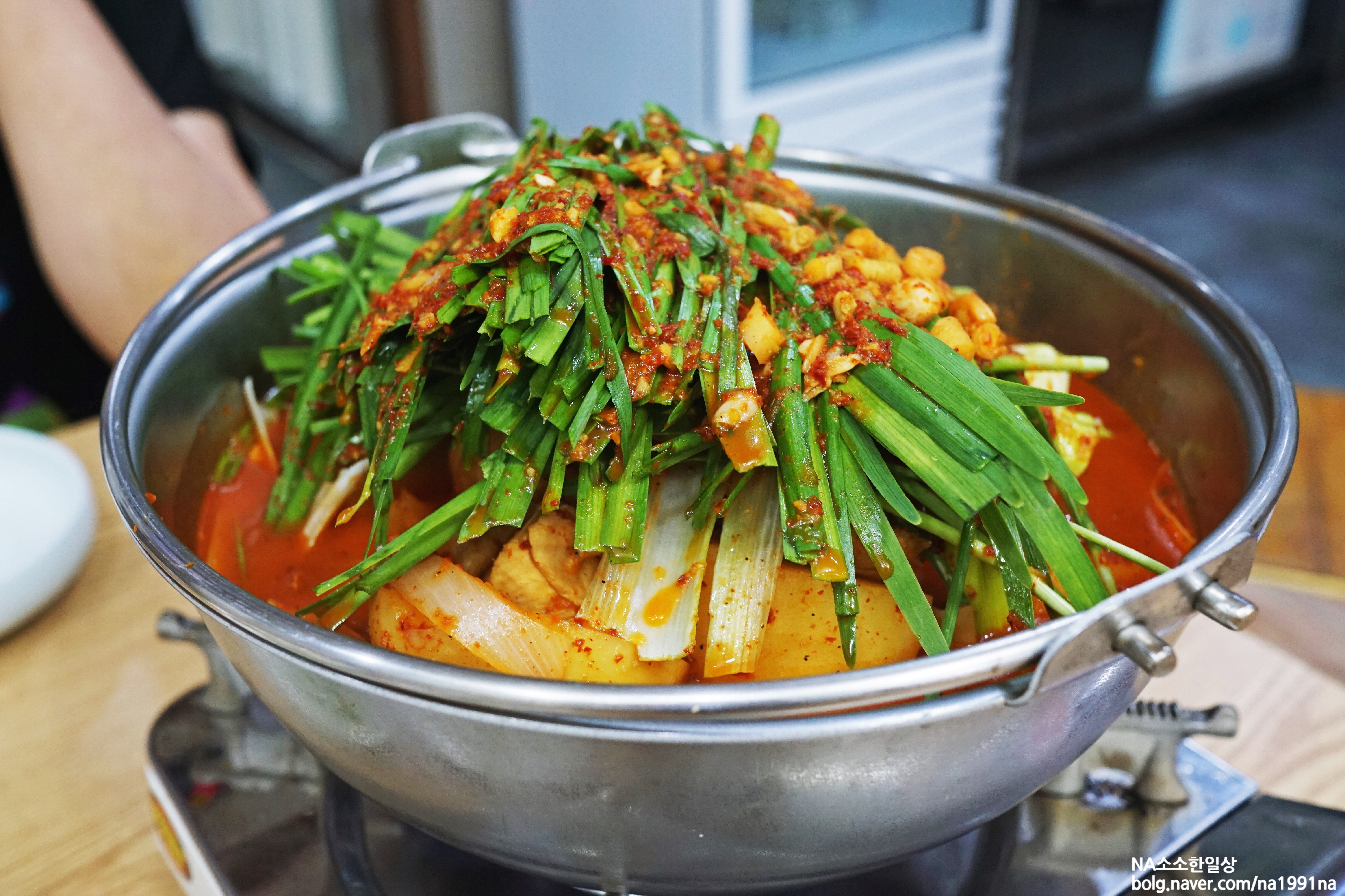 토종닭볶음탕(한마리)