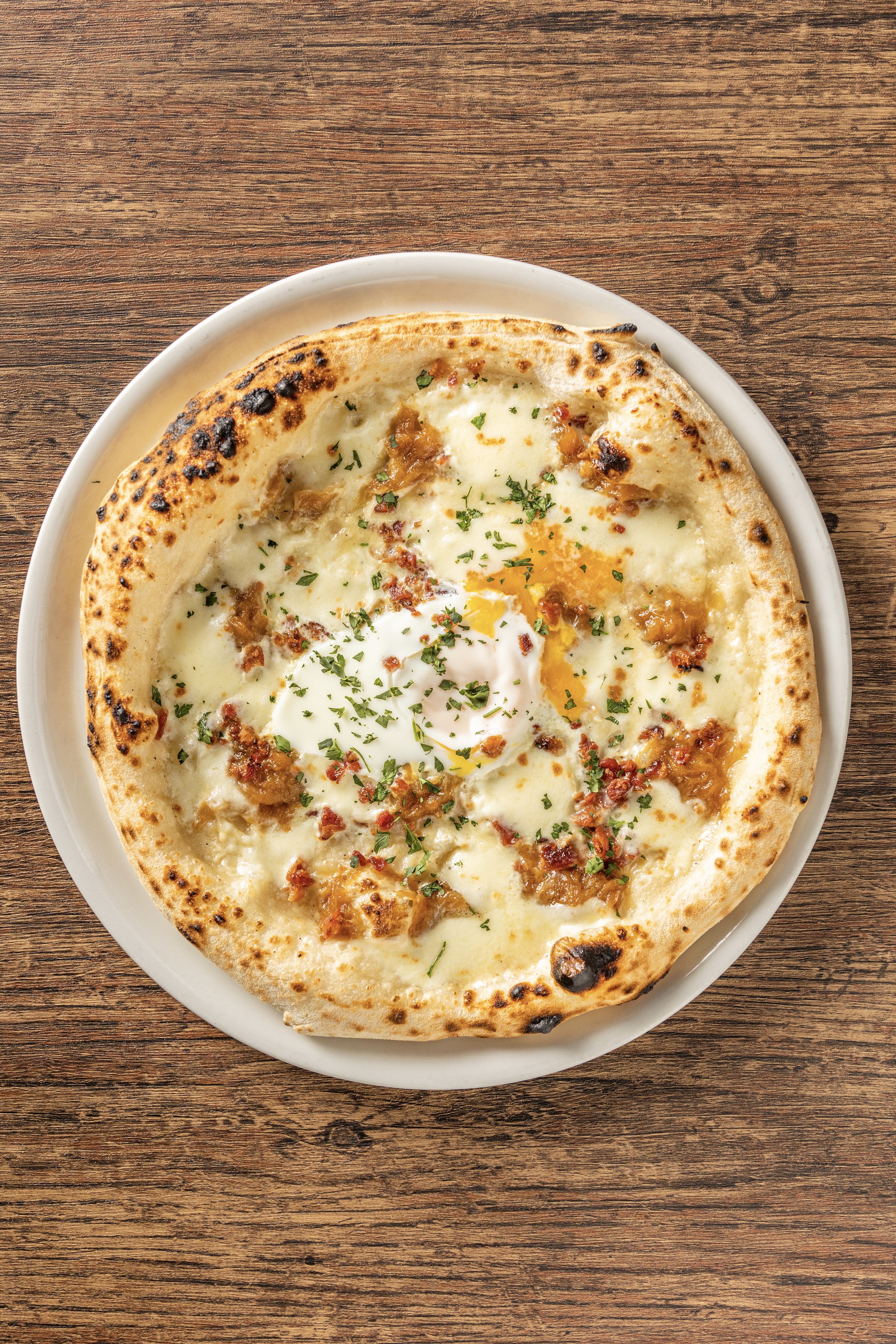 베이컨 소프트 에그 피자