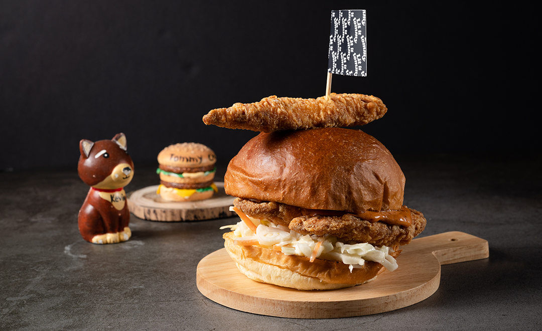 LIT IT CHICKEN BURGER