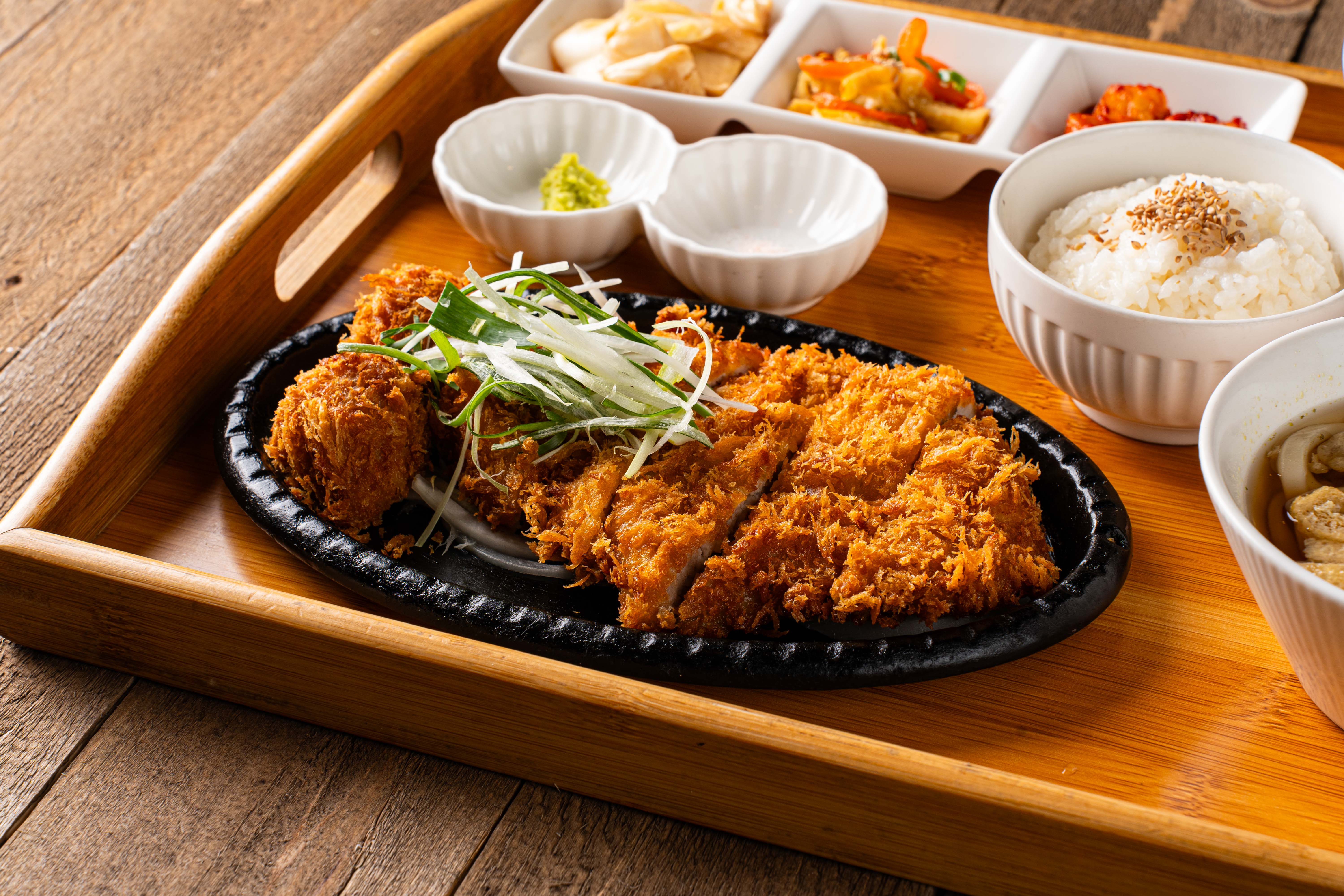 철판 등심까스 정식