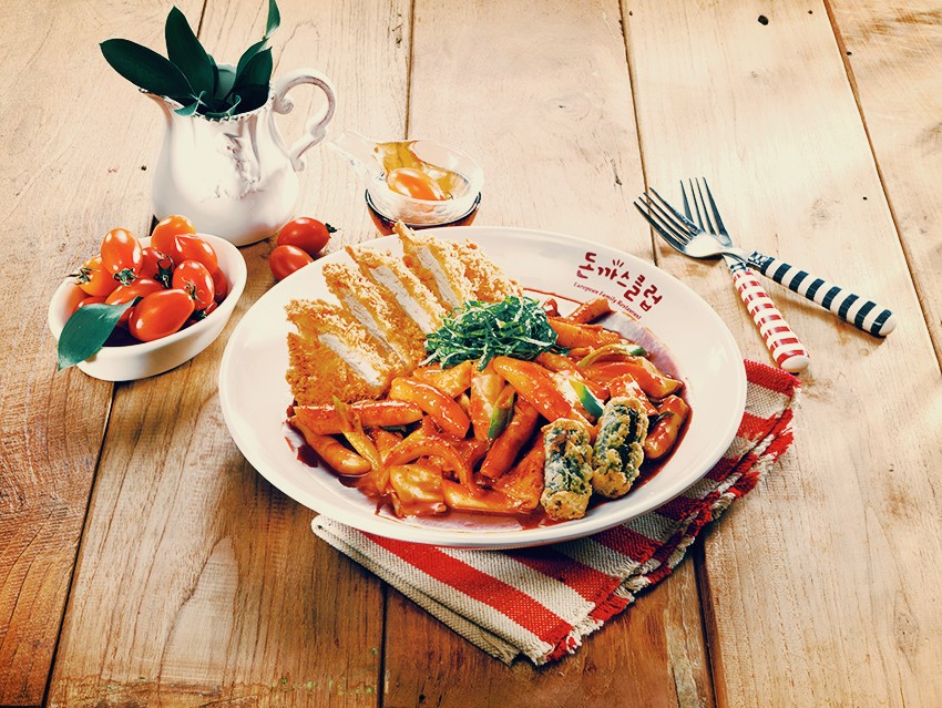 국물떡볶이 돈까스