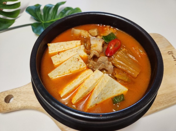 돼지고기 김치찌개