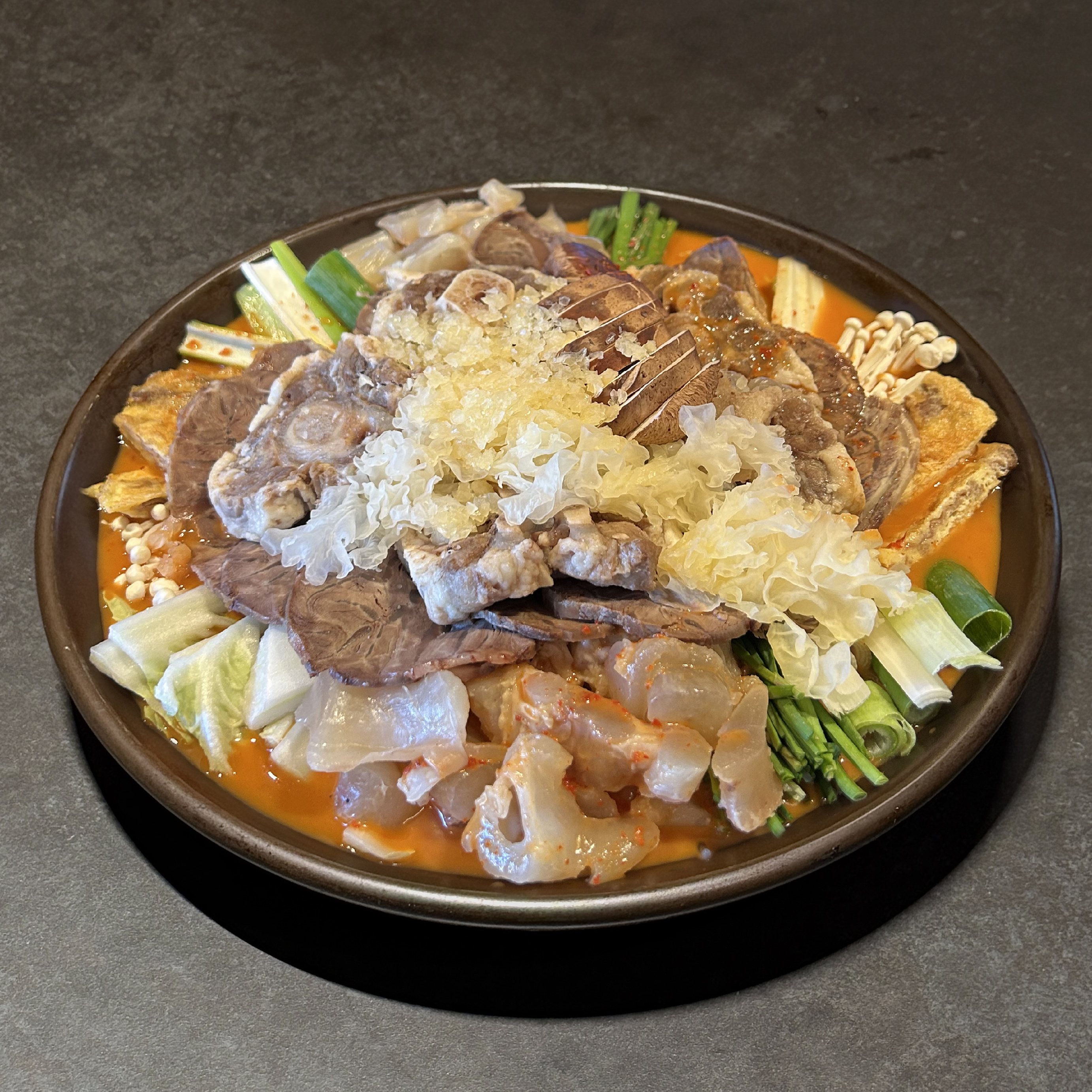 매콤 수육전골 (2~3인분)