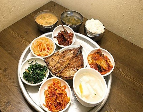 명동정식식당 사진 2