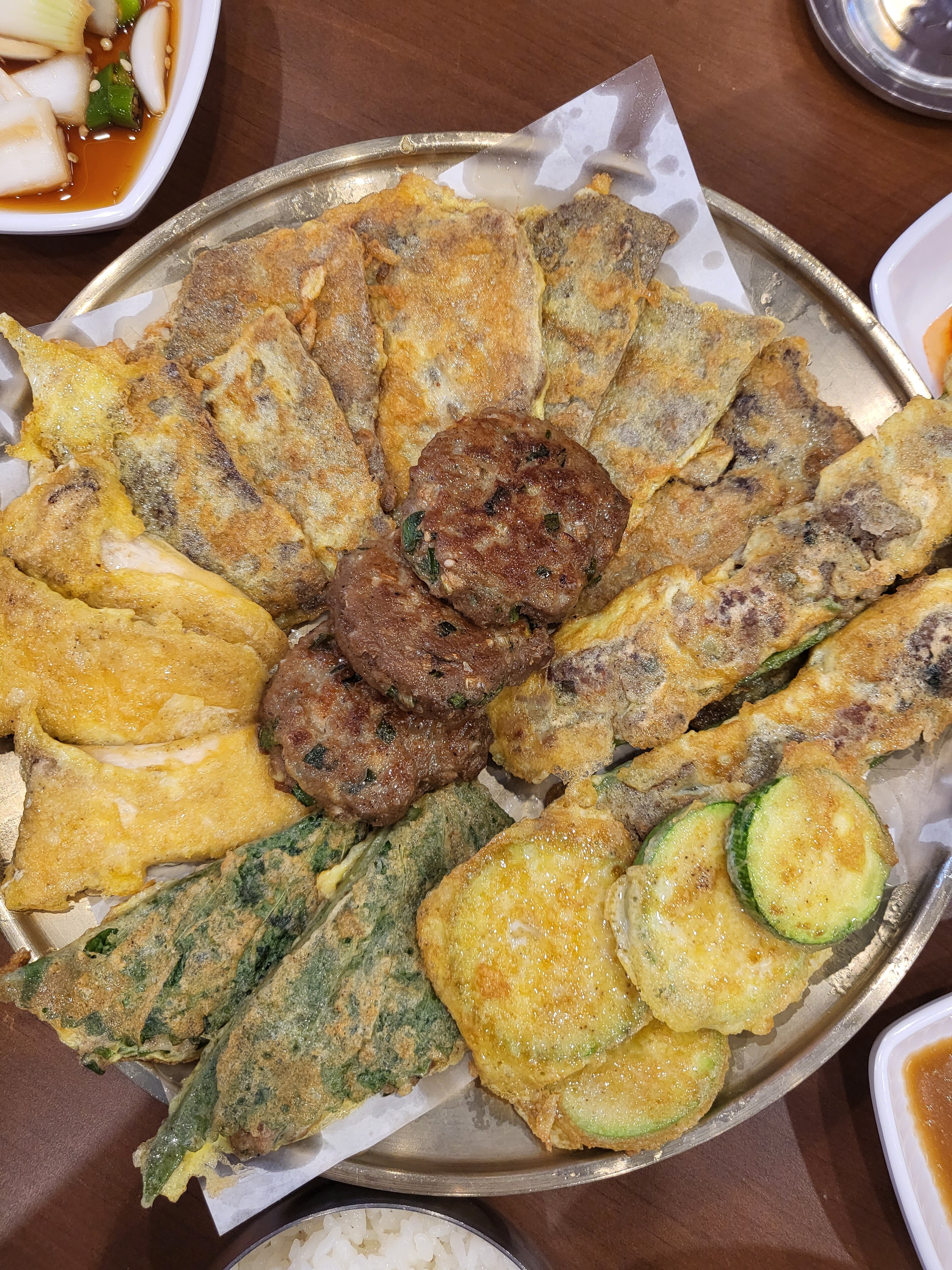 Yukjeongukbap 1