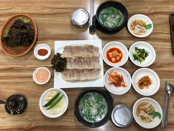 24시가마솥돼지국밥 사진 4