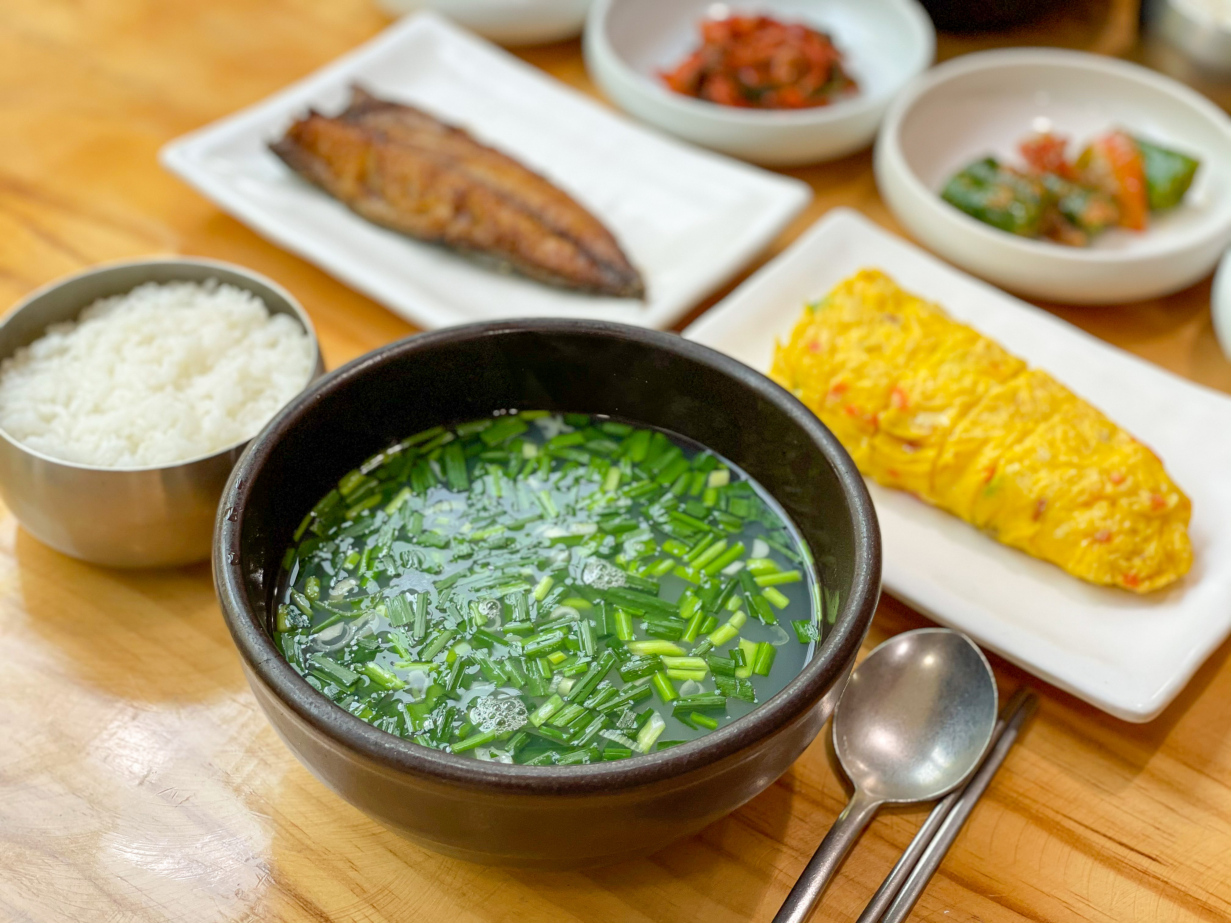 앞들식당 1