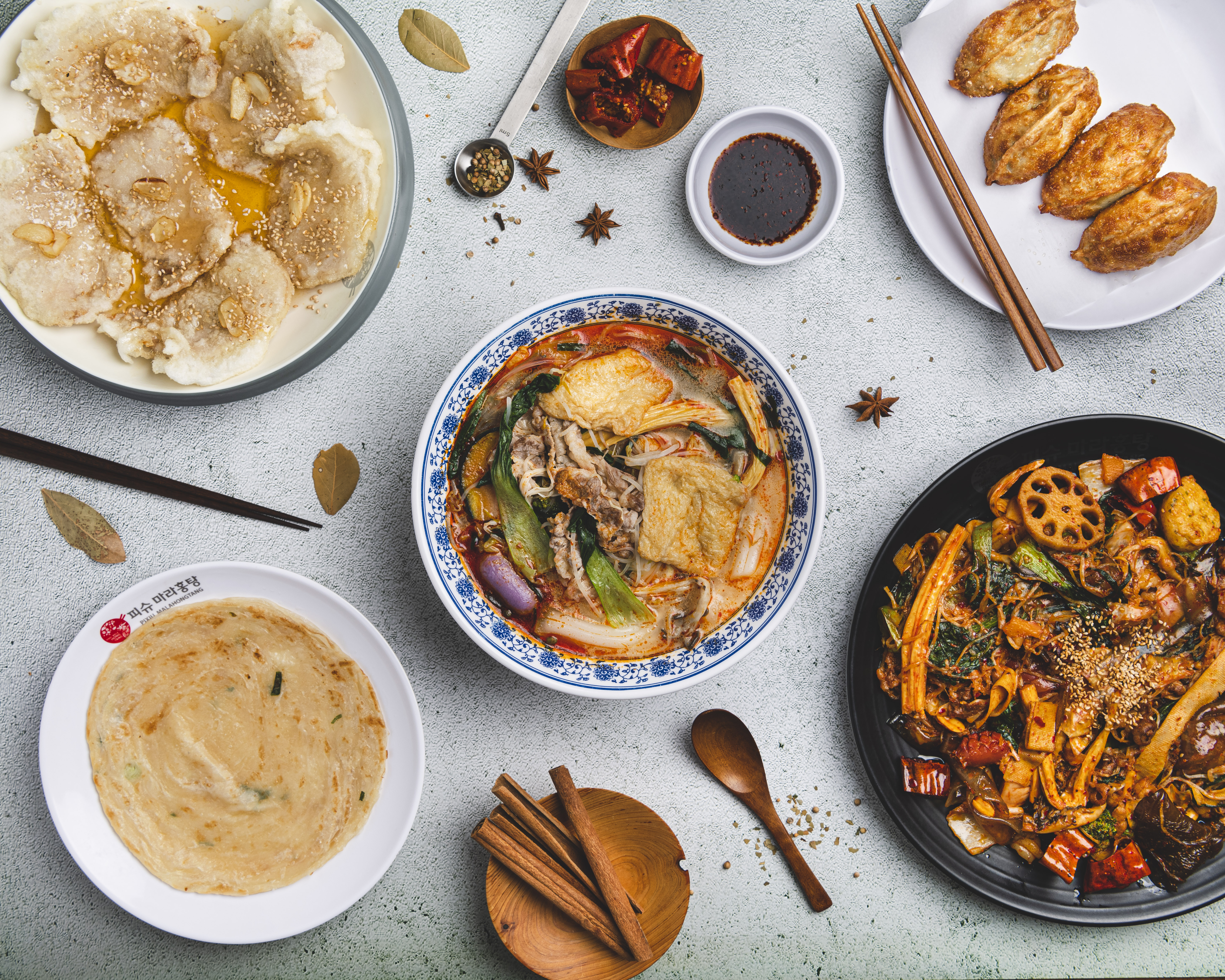 피슈마라홍탕 신촌점 사진