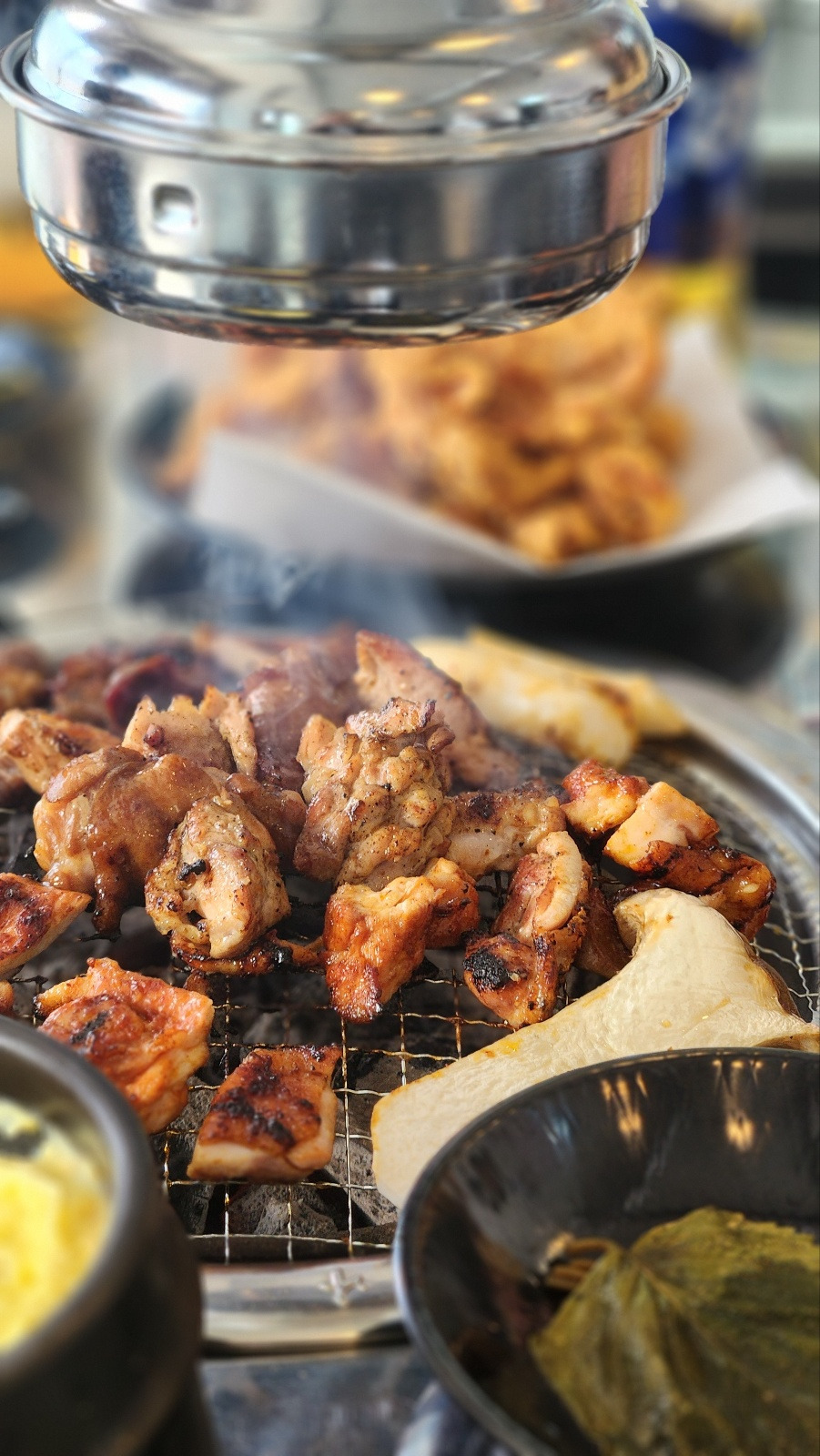 Jibodaksutbulgui (지보닭숯불구이) 1