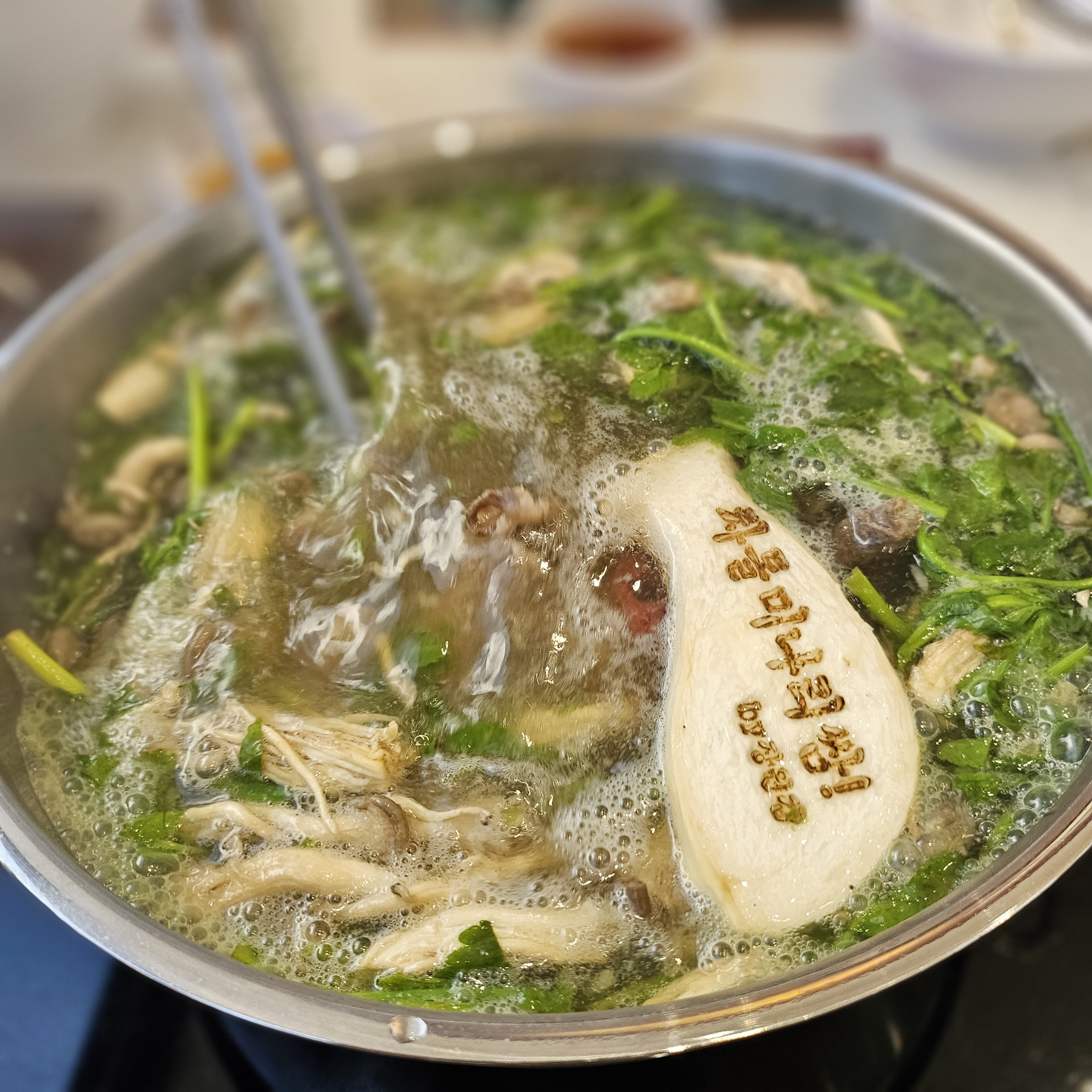 Jangwongapkalguksu yangjujeom 1