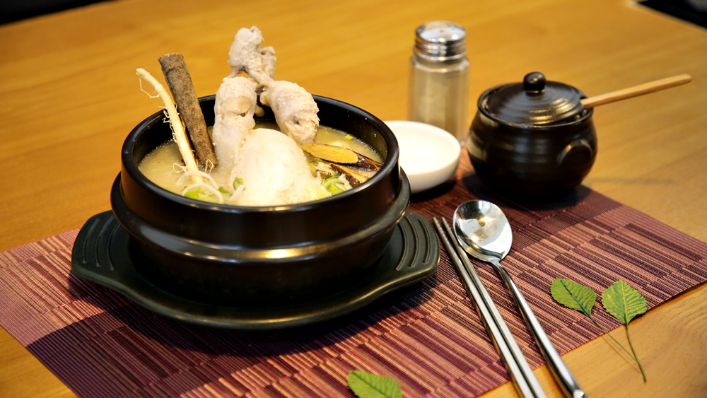 Iucheolhanbangnurungjisamgyetang 4