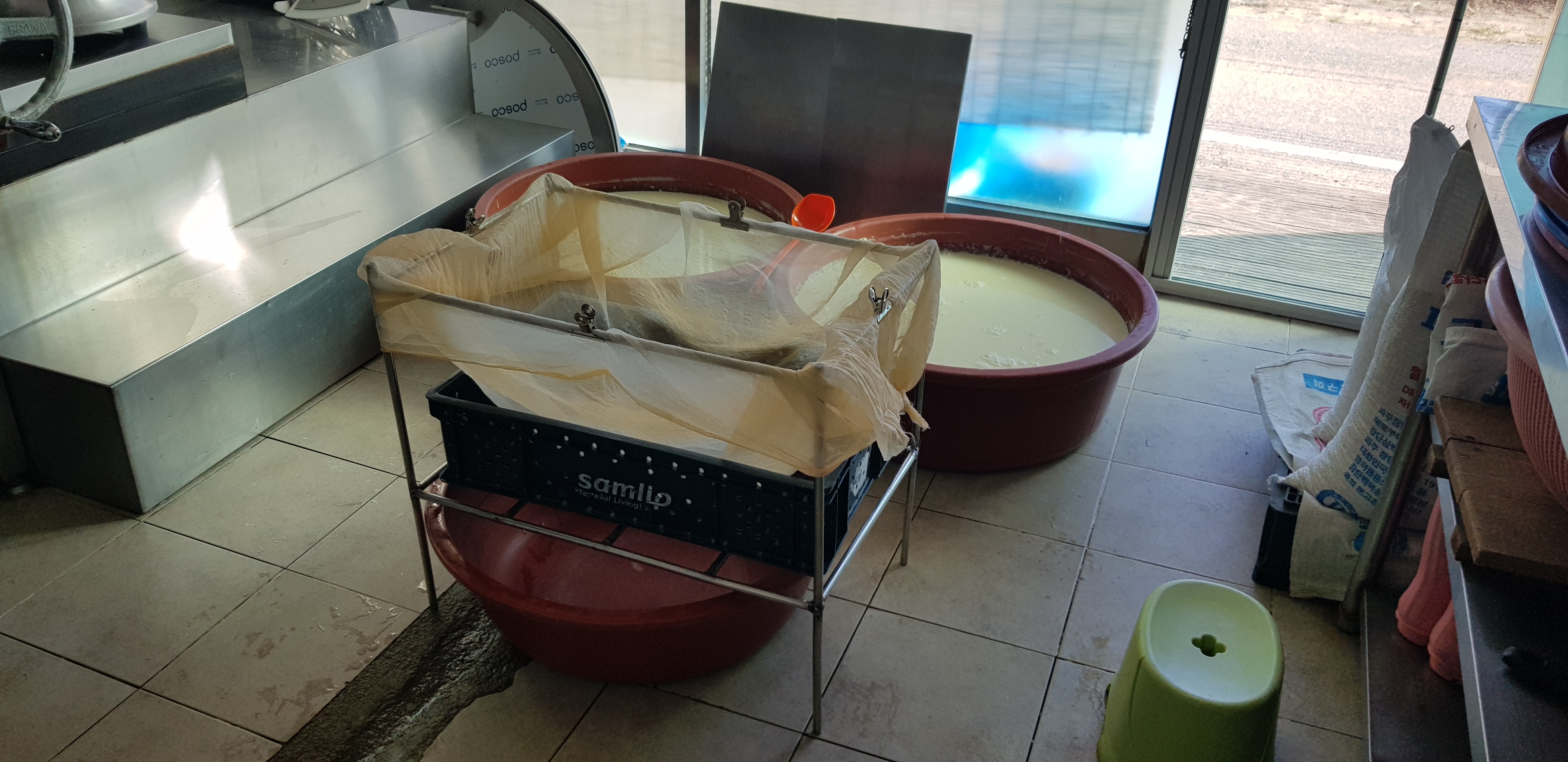 Saemnaesondubu (샘내손두부) 3