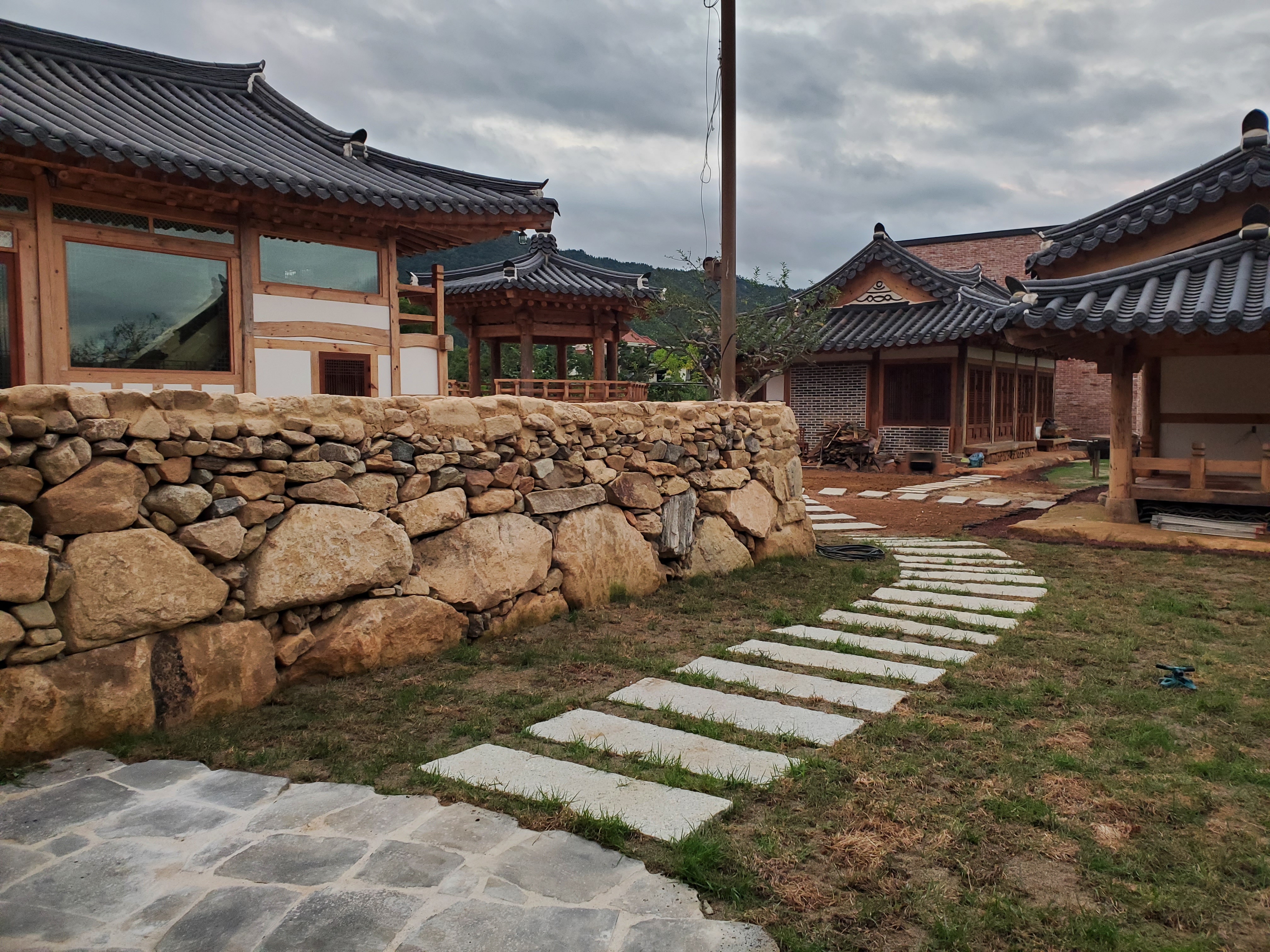 Seyeondang (세연당) 2