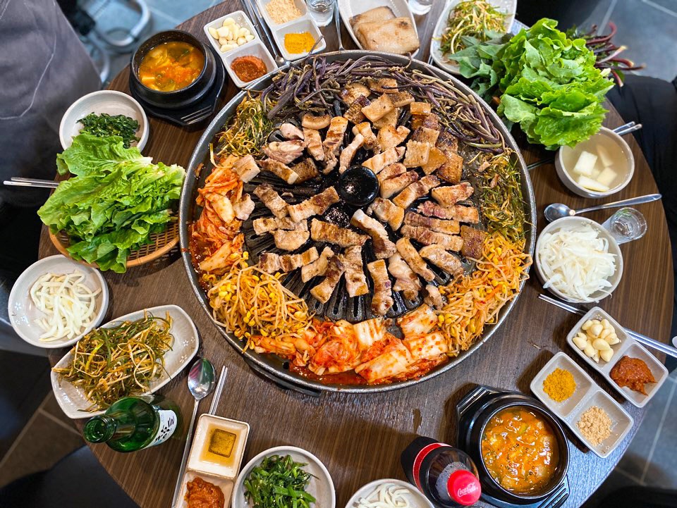 구멍난솥뚜껑 3
