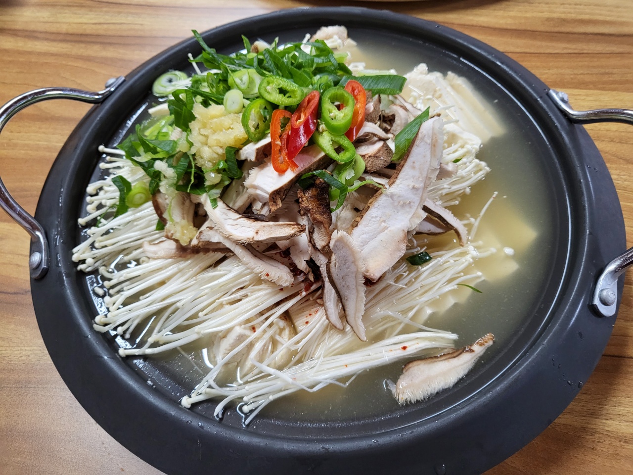 Jeongjokrisondubujip (정족리손두부집) 2