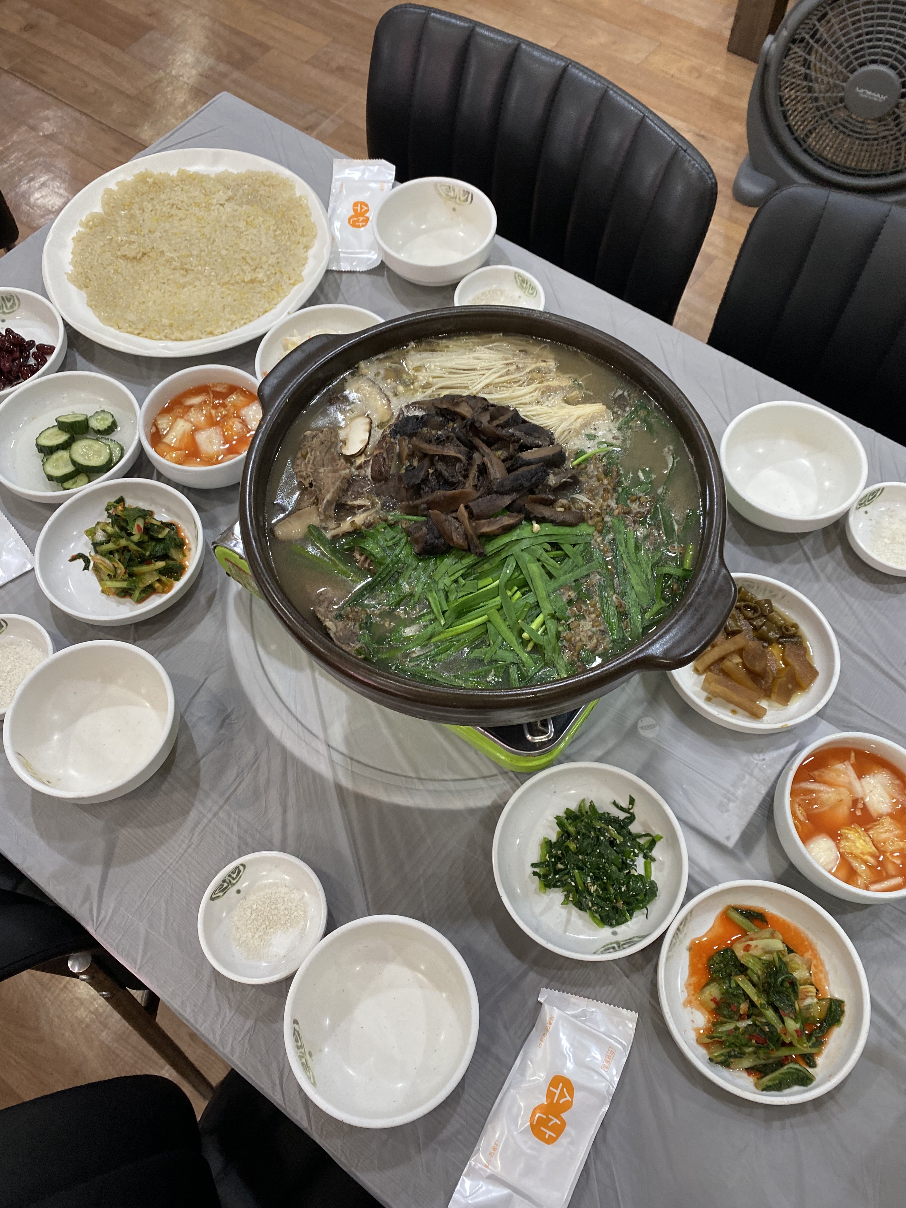 Yongdugolorichon (용두골오리촌) 1