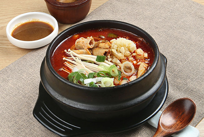 Baekamtojongsundaeguk (백암토종순대국) 3