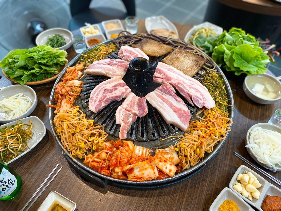 구멍난솥뚜껑 2