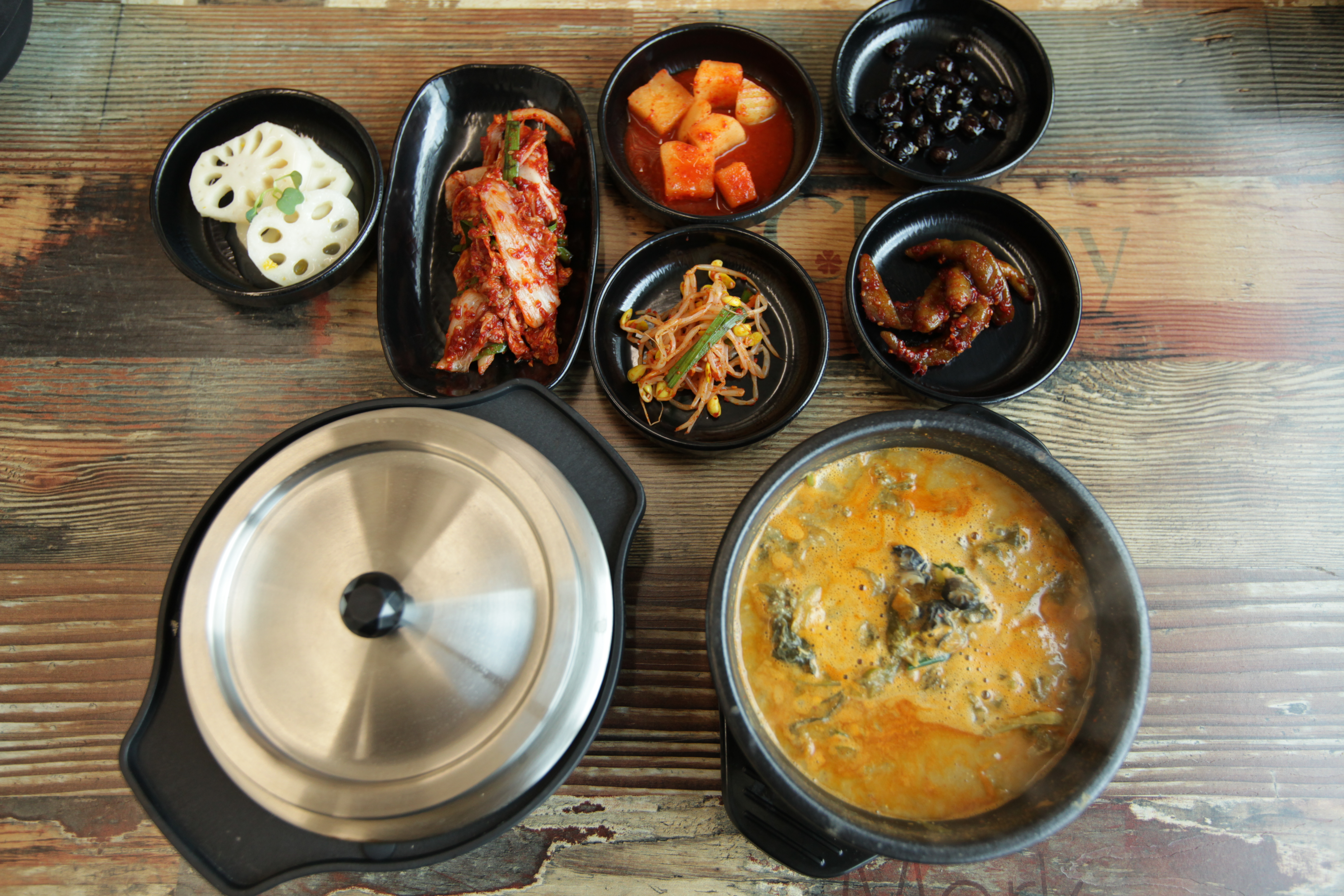 Cheonchunamwonchueotang sunchangjeom (천추남원추어탕 순창점) 1