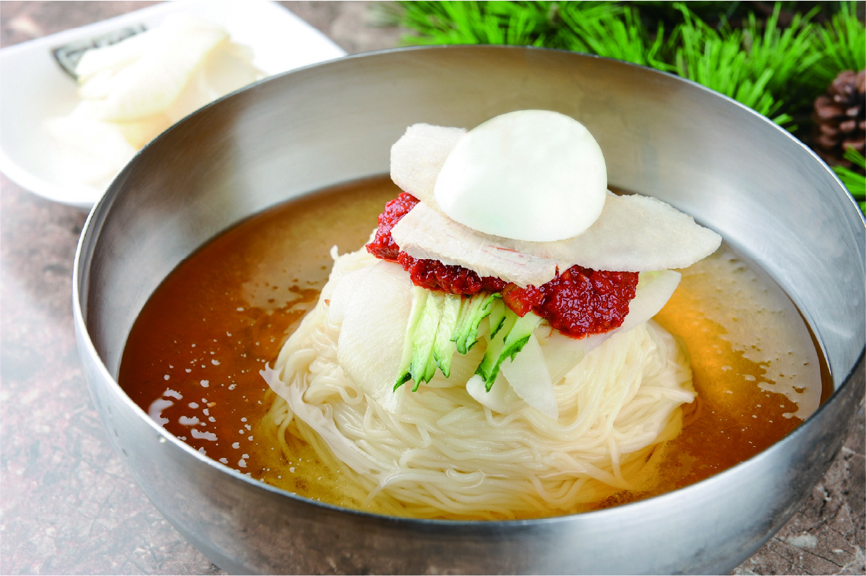 Gyeongjumatjipmilmyeon (경주맛집밀면) 1