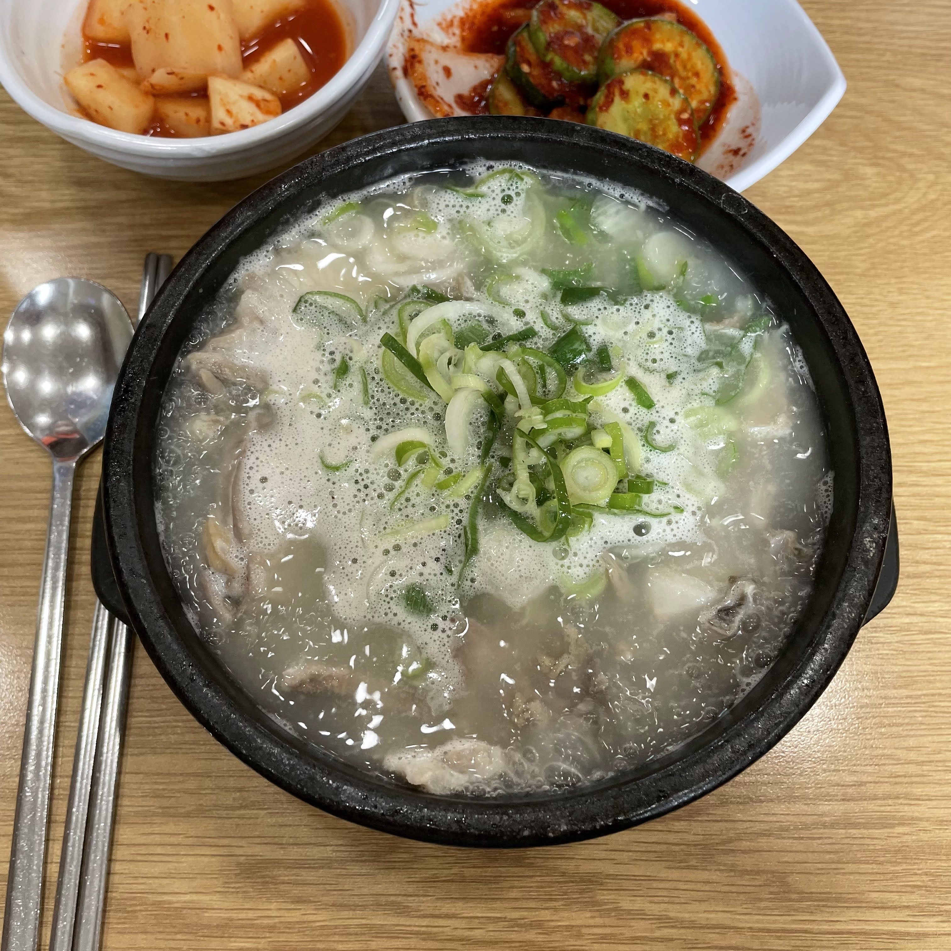 동춘사골순대국 3
