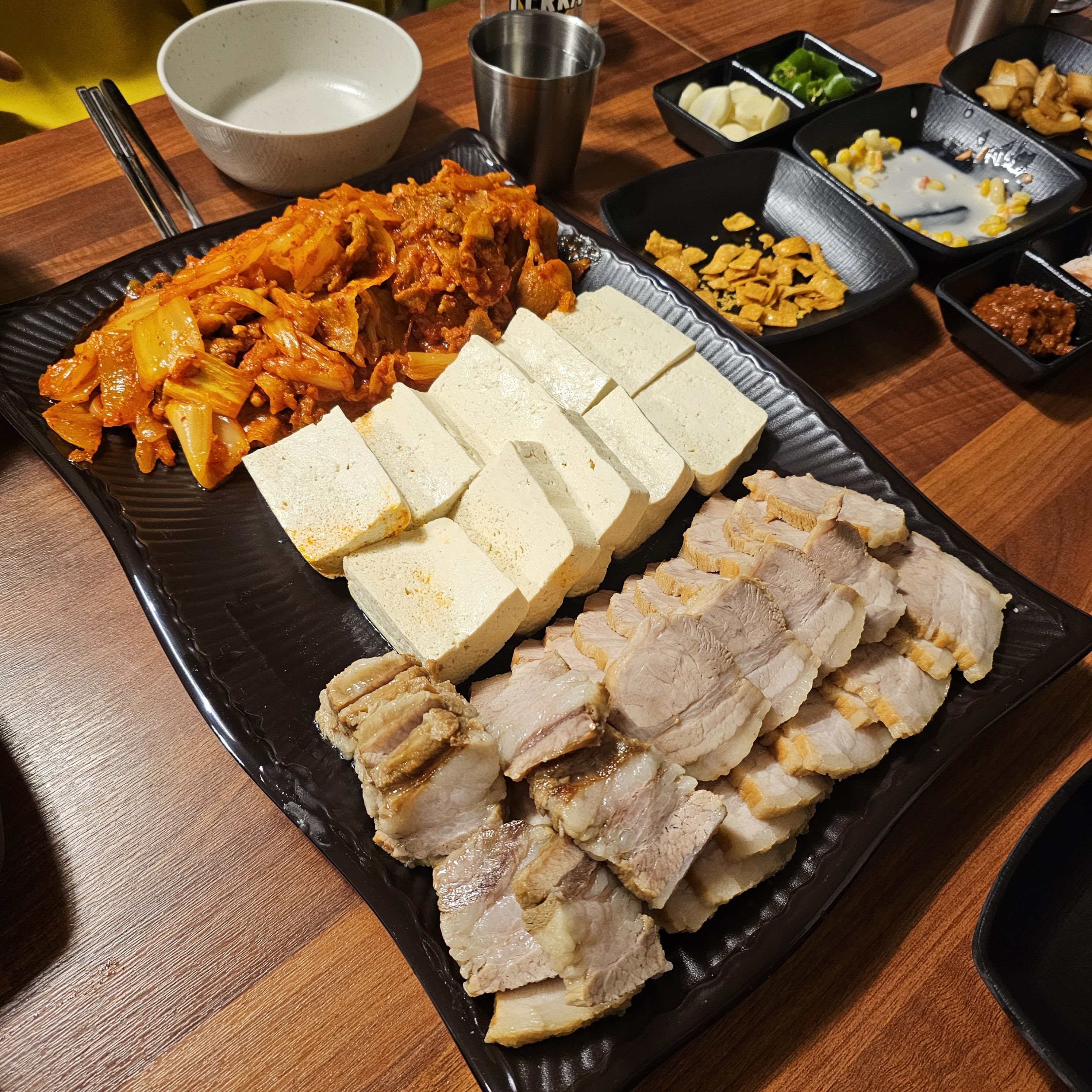 Daebakbossam (대박보쌈) 1