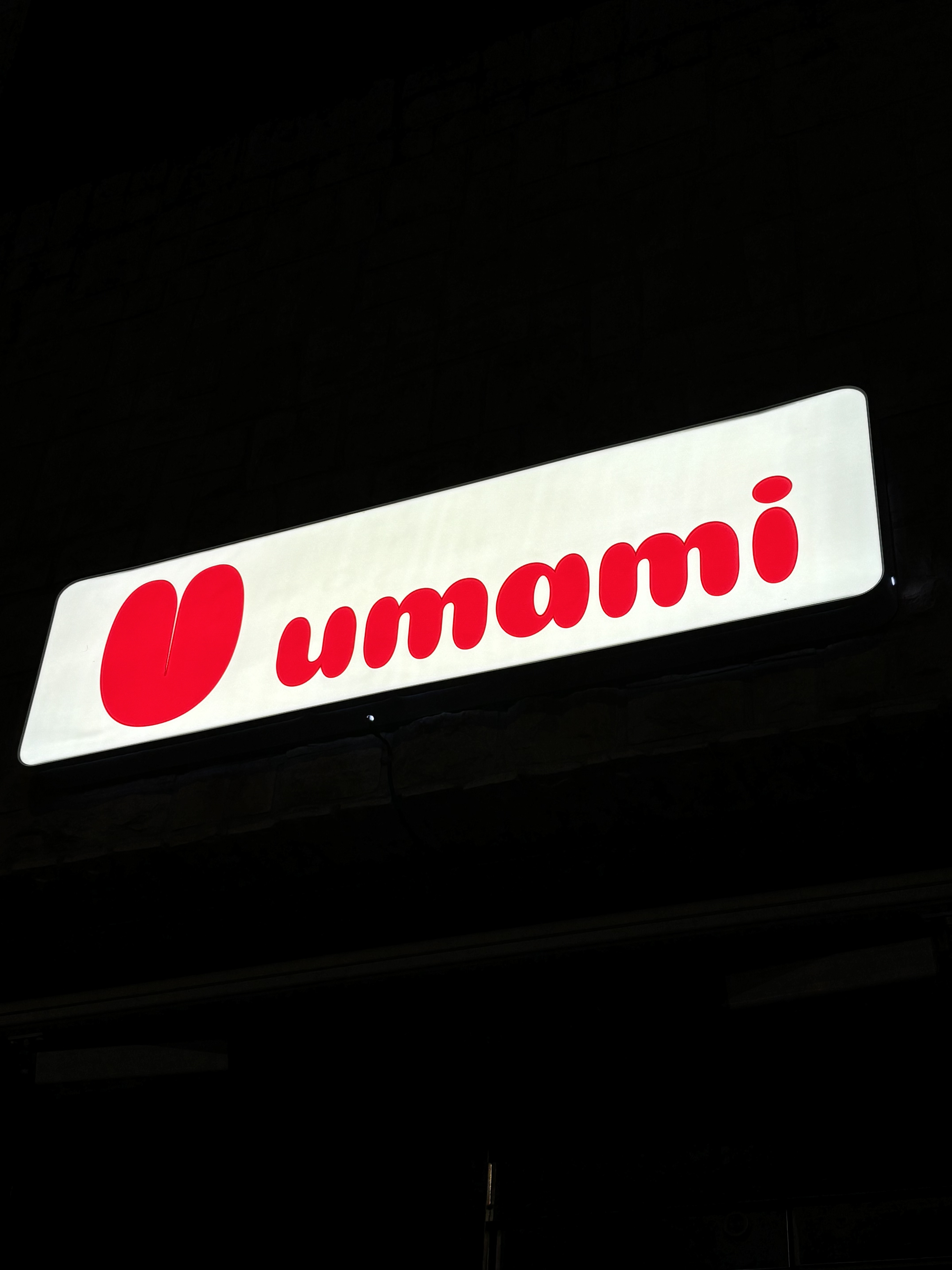 Umami, 24sieolkeunsiwonsaenggogigimchijjigaenohyeongjeom (우마미, 24시얼큰시원생고기김치찌개노형점) 1