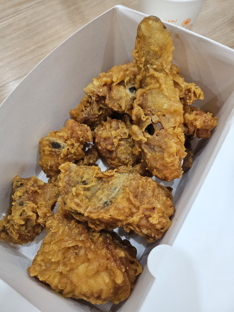 비촌치킨&호프 사진 3