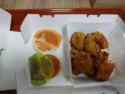굽네치킨 부산반여점 대표 사진