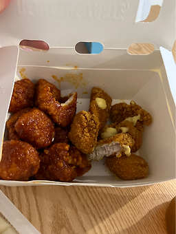 BHC치킨 남해독일마을점 사진 2