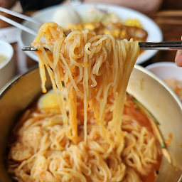 치자밀면 본점 사진 3