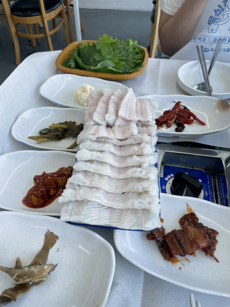 하얀집 대표 사진