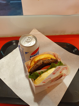 666버거 부산대연점 사진 2