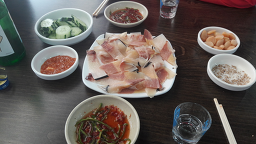 영란고래고기 사진 3