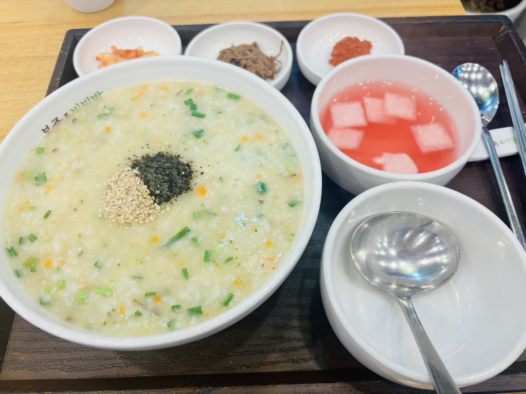 본죽&비빔밥cafe 부산수영점 대표 사진
