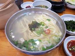 비학산보리밥생칼국수 해운대본점 사진 3