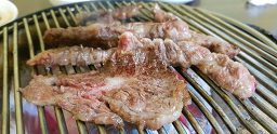 육림한우식육식당 사진 4
