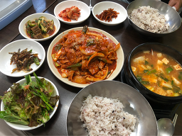 먹돌이식당 대표 사진
