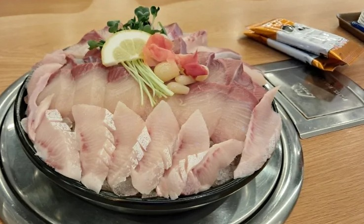속초오징어어시장 범계점 사진 8
