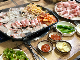 고향식당 사진 2