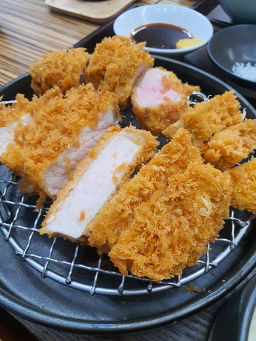 우애돈카츠 광교중앙역점 사진 6