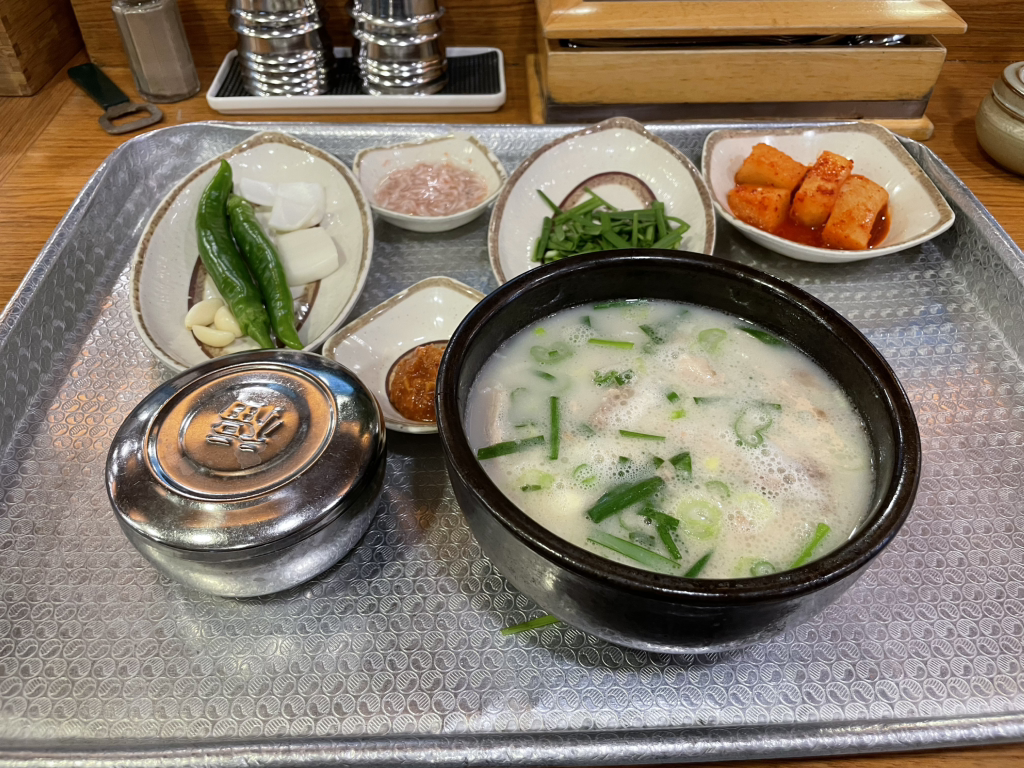더도이종가집돼지국밥 본점 사진 7