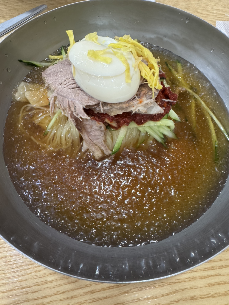 춘하추동밀면 서면본점 대표 사진