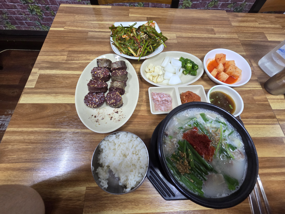 전주돼지순대국밥 대표 사진
