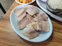 부산할매돼지국밥 사진 4