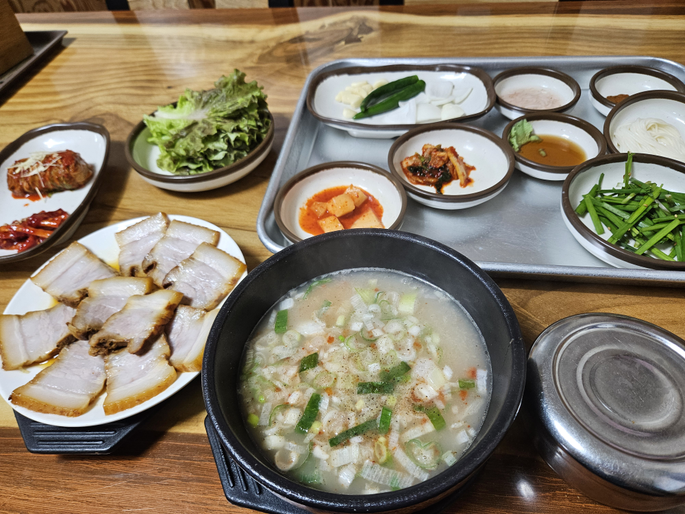 설봉돼지국밥 대표 사진