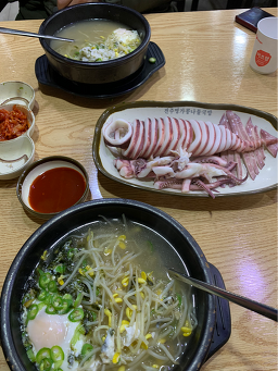 24시전주명가콩나물국밥 범계점 사진 3