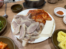 영진돼지국밥 남구청점 사진 8