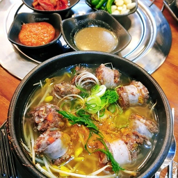 육더미샤브&국밥 일광신도시점 사진 2